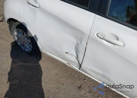 2015 Nissan Versa Note Sv из США, поврежденный, VIN 3N1CE2CP1FL450211